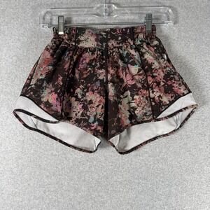 Lululemon Hotty Hot Mid-Rise Lined 4" Shorts Womens 2 Stencil Blossom Running